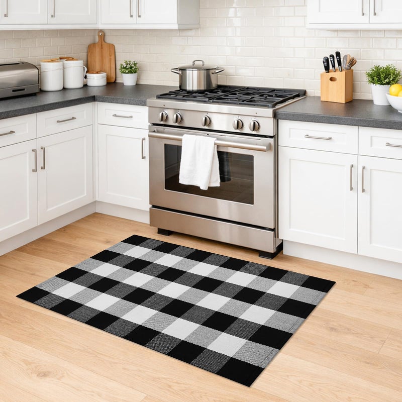 KILOCOCO Buffalo Plaid Checkered Rug - Door Mat Outdoor, Black and White Outdoor, Cotton Washable Front Door Rug Layered Doormats for Front Porch/Farmhouse/Entryway, 27.5x43 Inches - Image 5